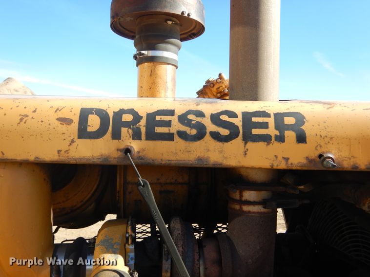 image for item MX9893 1976 International TD25C  dozer