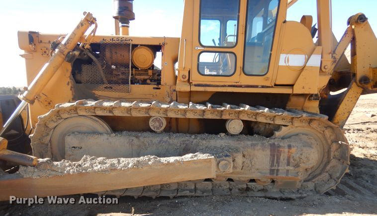 image for item MX9893 1976 International TD25C  dozer