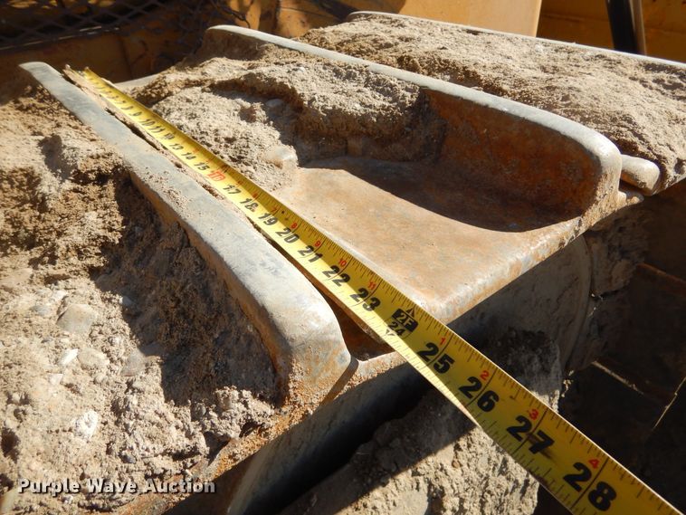 image for item MX9893 1976 International TD25C  dozer