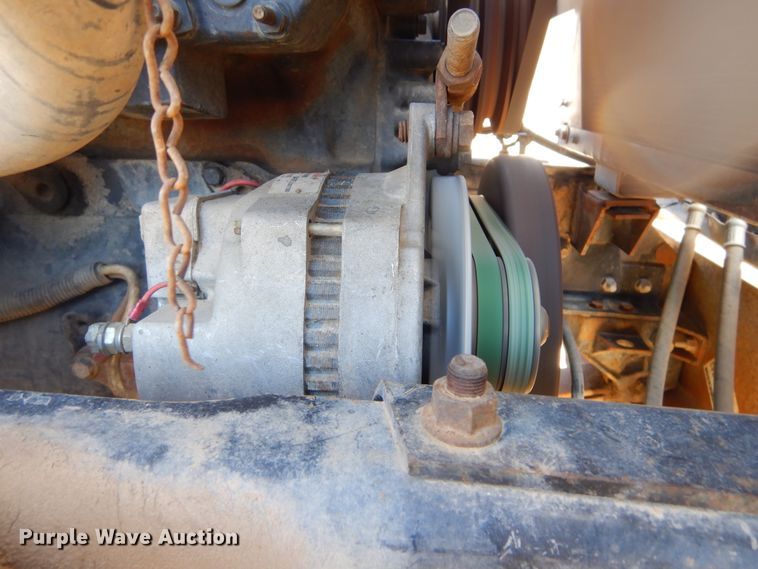 image for item MX9894 1996 International 9300  semi truck