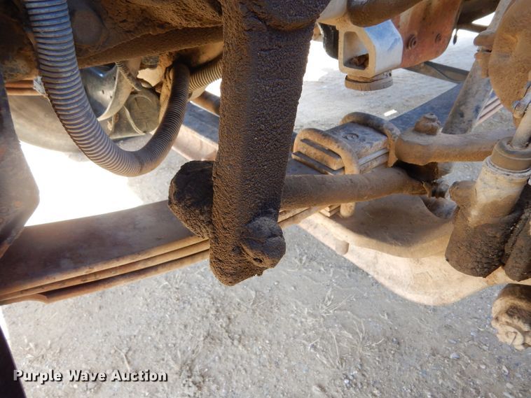 image for item MX9894 1996 International 9300  semi truck