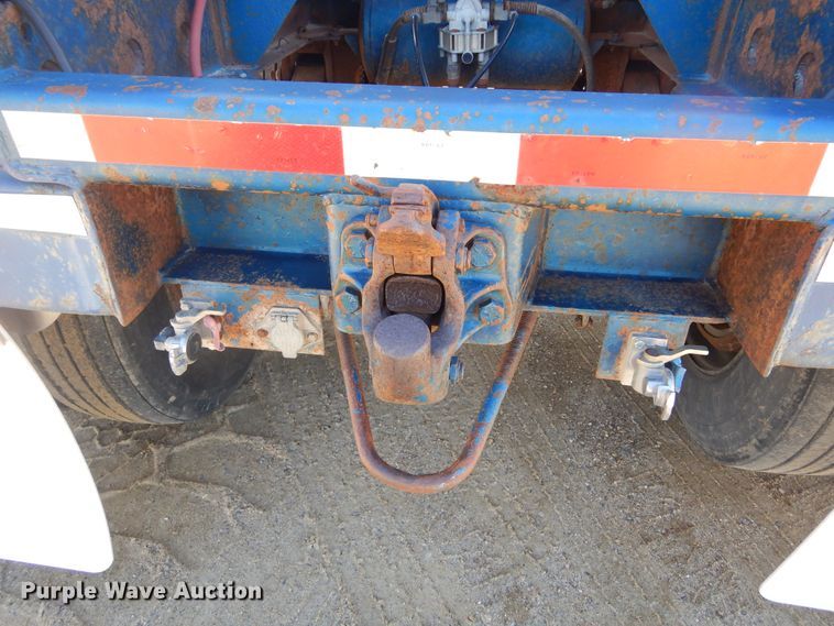 image for item MX9895 1979 Fruehauf TKP-F2-W-6500  tank truck