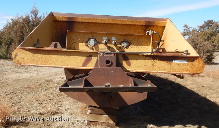 image for item MX9897 1982 Lance B20B39  bottom dump trailer