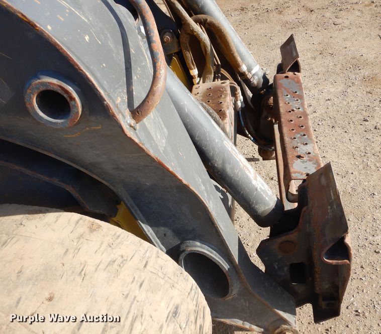 image for item MX9902 2013 New Holland L220  skid steer loader