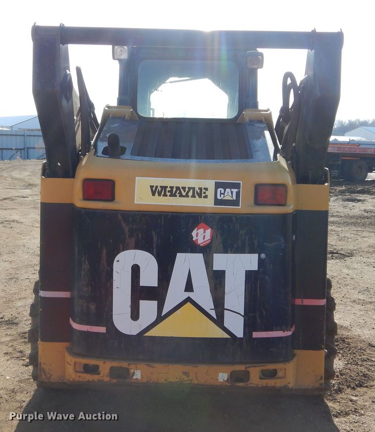 image for item MX9903 2005 Caterpillar 262B  skid steer loader