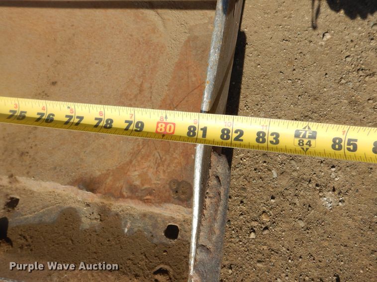 image for item MX9903 2005 Caterpillar 262B  skid steer loader