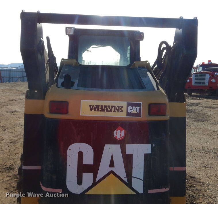 image for item MX9903 2005 Caterpillar 262B  skid steer loader