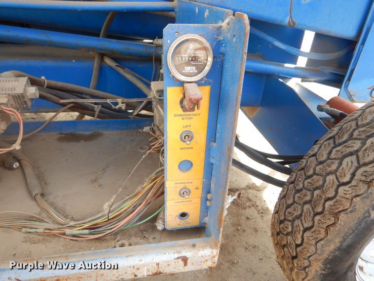 image for item MX9904 Up Right SL26-N  scissor lift