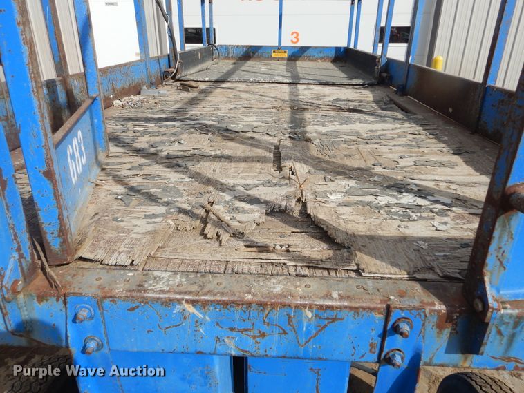 image for item MX9904 Up Right SL26-N  scissor lift