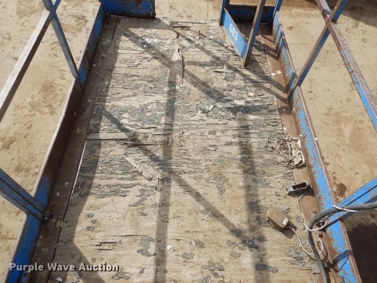 image for item MX9904 Up Right SL26-N  scissor lift