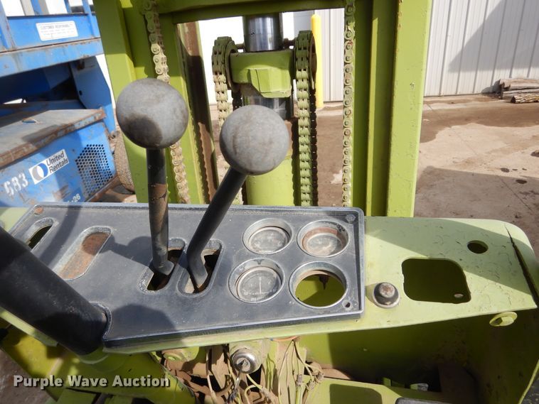 image for item MX9905 Clark C500-45  forklift