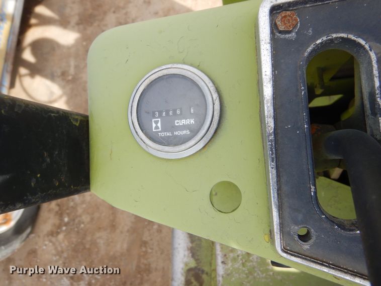 image for item MX9905 Clark C500-45  forklift