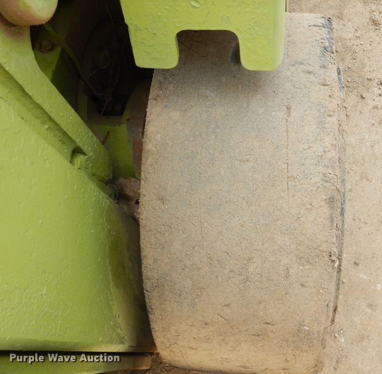 image for item MX9905 Clark C500-45  forklift