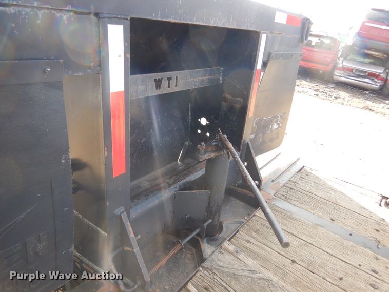 image for item MX9906 2001 Talbert TDW-30-SRG-TI  lowboy equipment trailer