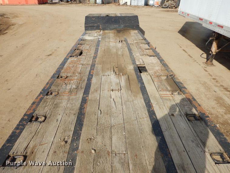 image for item MX9906 2001 Talbert TDW-30-SRG-TI  lowboy equipment trailer