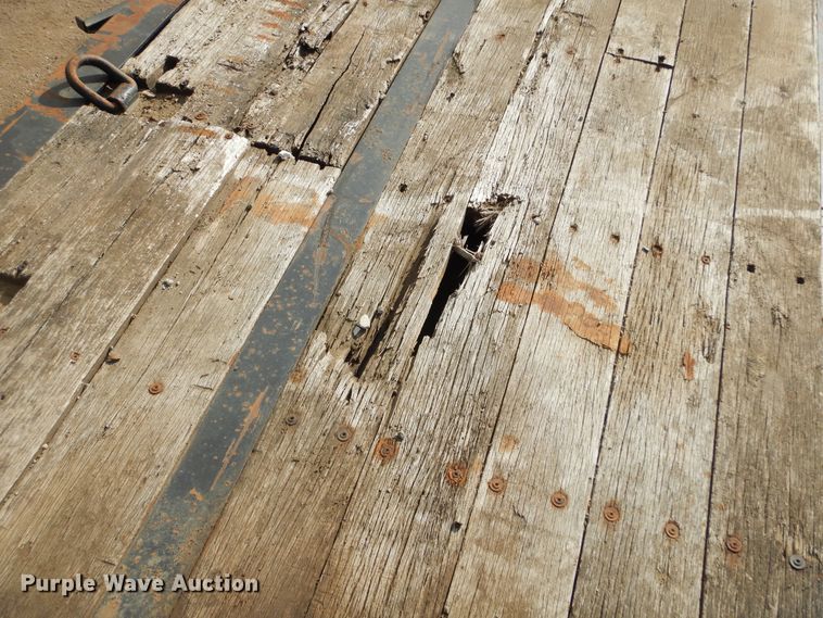 image for item MX9906 2001 Talbert TDW-30-SRG-TI  lowboy equipment trailer