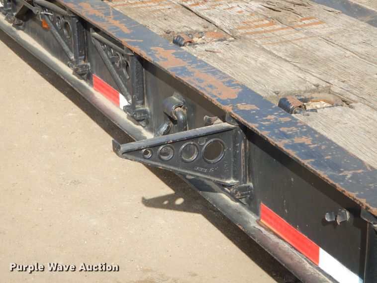 image for item MX9906 2001 Talbert TDW-30-SRG-TI  lowboy equipment trailer