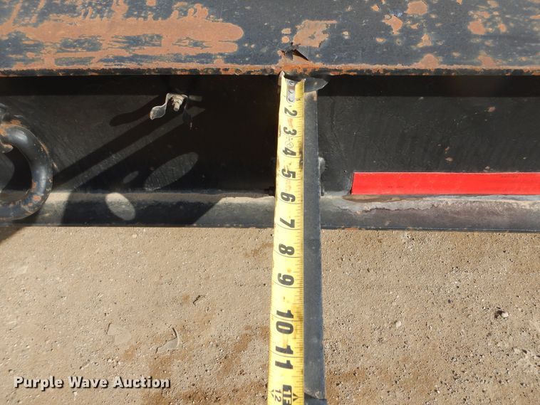 image for item MX9906 2001 Talbert TDW-30-SRG-TI  lowboy equipment trailer