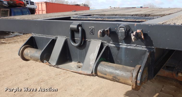 image for item MX9906 2001 Talbert TDW-30-SRG-TI  lowboy equipment trailer