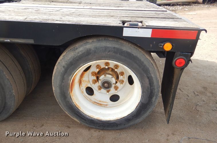 image for item MX9906 2001 Talbert TDW-30-SRG-TI  lowboy equipment trailer