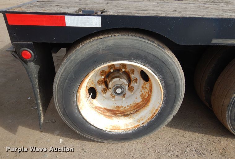 image for item MX9906 2001 Talbert TDW-30-SRG-TI  lowboy equipment trailer