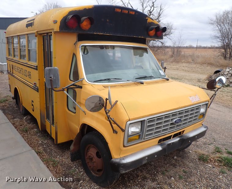 image for item DC4022 1987 Ford E350  school bus
