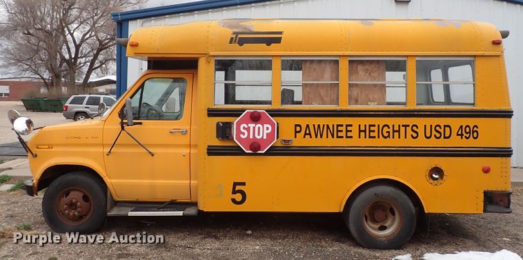 image for item DC4022 1987 Ford E350  school bus