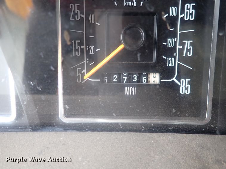 image for item DC4022 1987 Ford E350  school bus