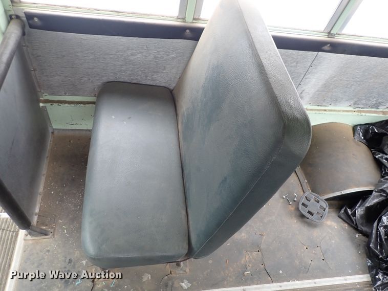 image for item DC4022 1987 Ford E350  school bus