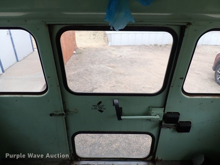 image for item DC4022 1987 Ford E350  school bus