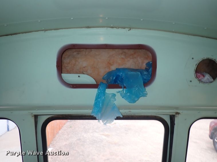 image for item DC4022 1987 Ford E350  school bus