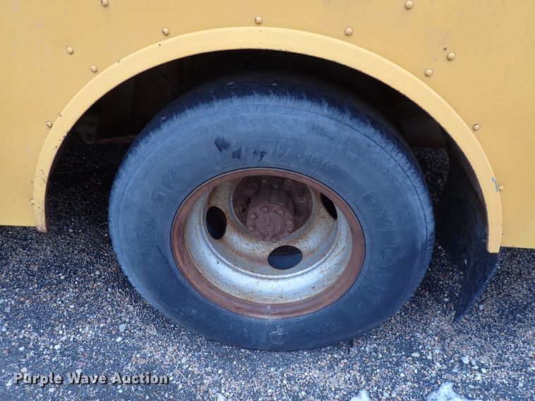 image for item DC4022 1987 Ford E350  school bus