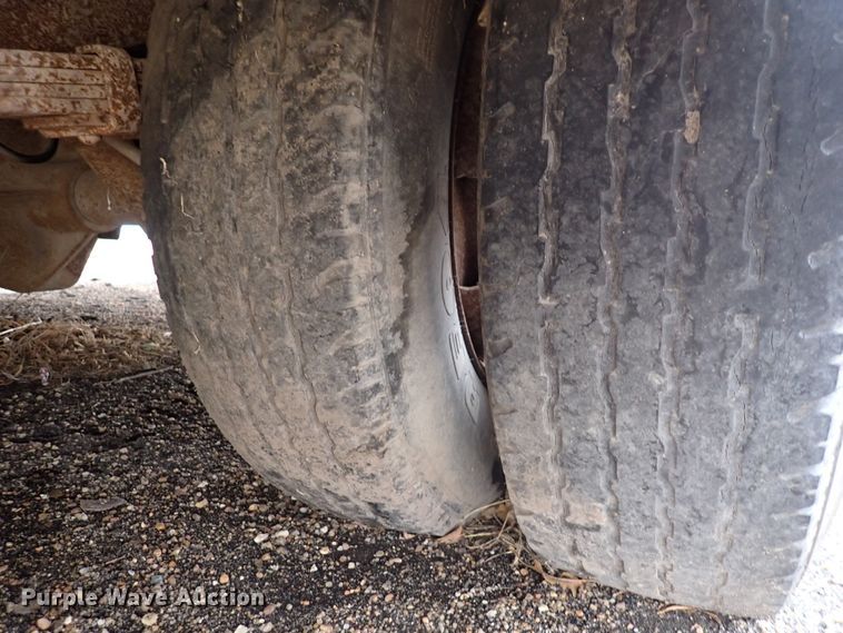 image for item DC4022 1987 Ford E350  school bus