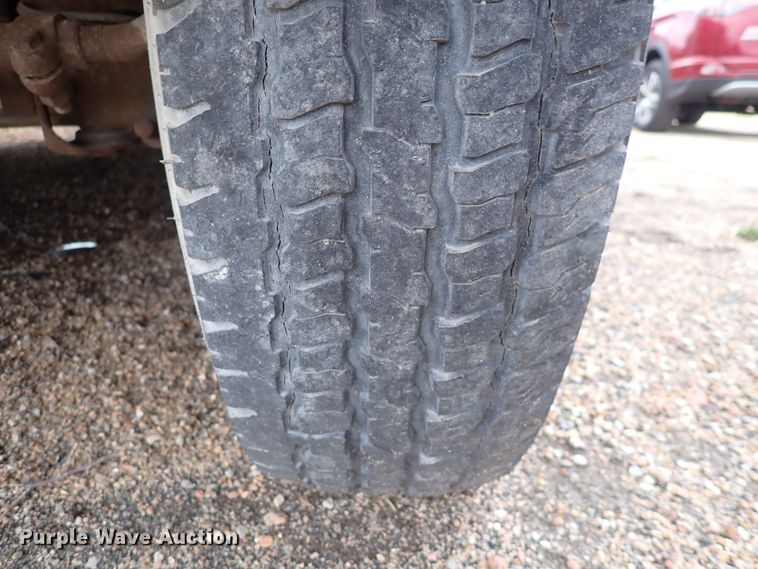 image for item DC4022 1987 Ford E350  school bus