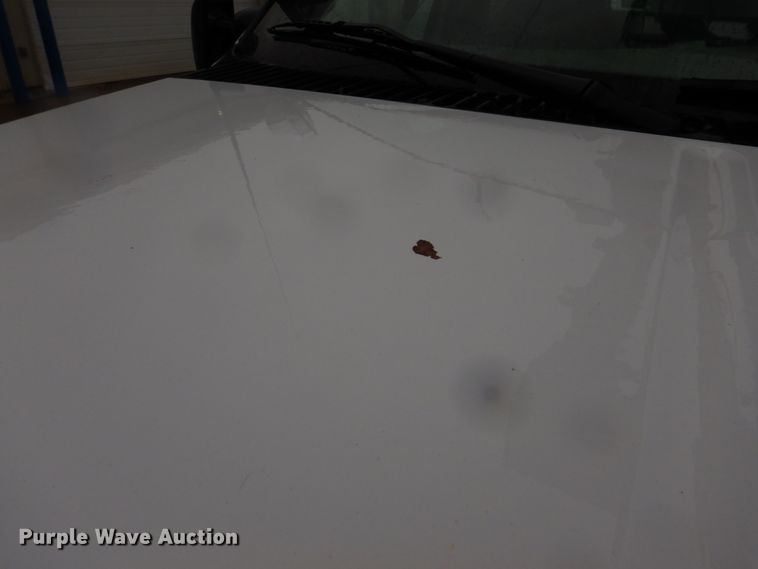 image for item DH8220 2002 Ford F550 Super Duty  bucket truck