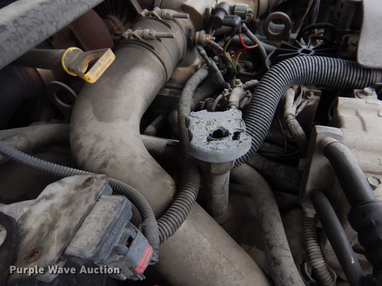 image for item DH8220 2002 Ford F550 Super Duty  bucket truck