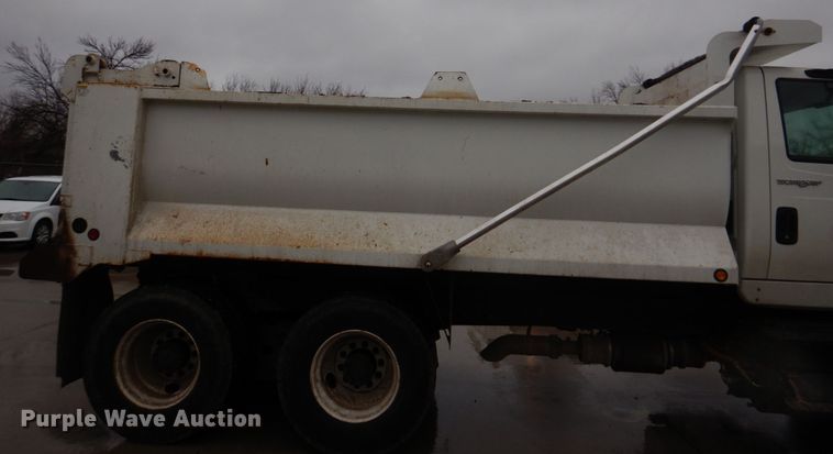 image for item DH8221 2014 International WorkStar 7500  dump truck