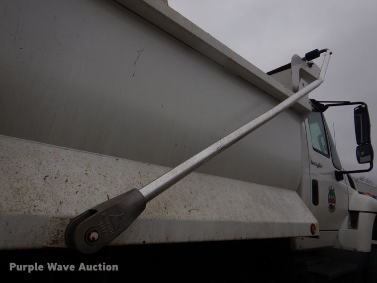 image for item DH8221 2014 International WorkStar 7500  dump truck