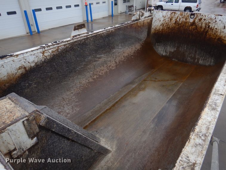 image for item DH8221 2014 International WorkStar 7500  dump truck