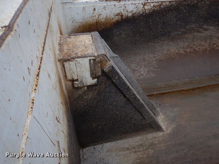 image for item DH8221 2014 International WorkStar 7500  dump truck