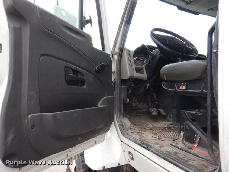 image for item DH8221 2014 International WorkStar 7500  dump truck