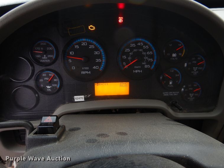 image for item DH8221 2014 International WorkStar 7500  dump truck