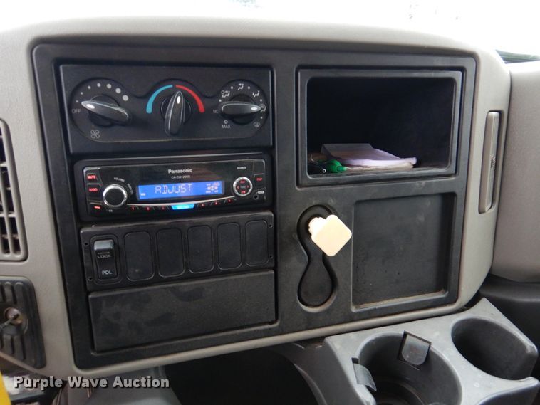 image for item DH8221 2014 International WorkStar 7500  dump truck