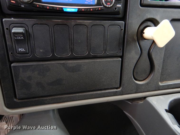 image for item DH8221 2014 International WorkStar 7500  dump truck