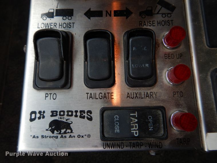 image for item DH8221 2014 International WorkStar 7500  dump truck