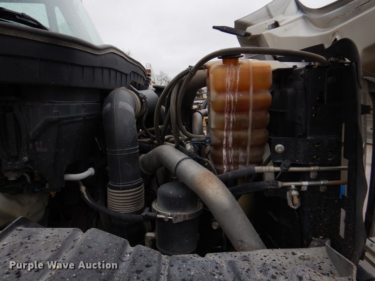 image for item DH8221 2014 International WorkStar 7500  dump truck