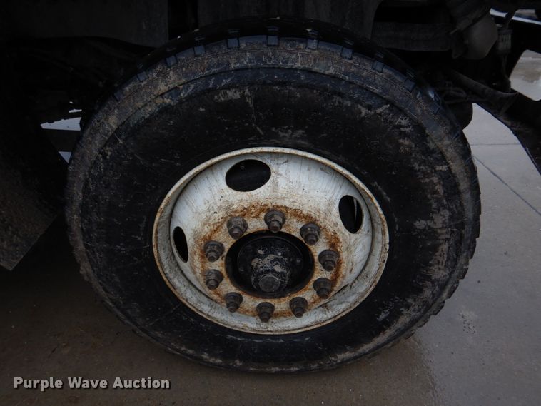 image for item DH8221 2014 International WorkStar 7500  dump truck