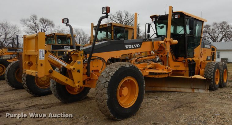 image for item DH8929 2013 Volvo G940B  motor grader