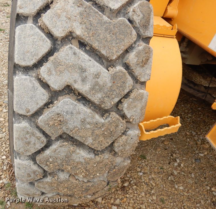 image for item DH8929 2013 Volvo G940B  motor grader