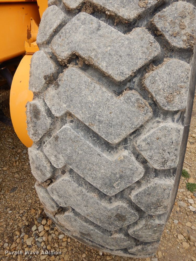 image for item DH8929 2013 Volvo G940B  motor grader